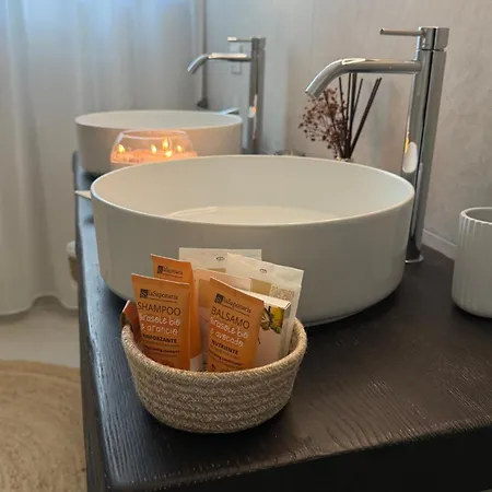 Santo Apartment Urbania
